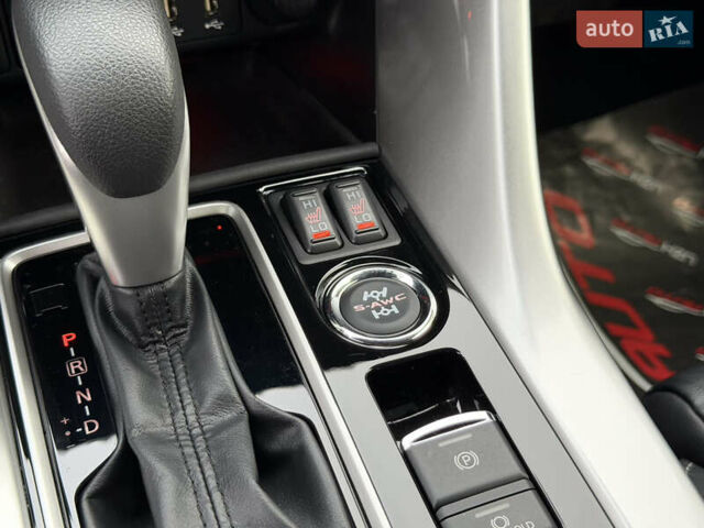 Красный Мицубиси Eclipse Cross, объемом двигателя 1.5 л и пробегом 40 тыс. км за 23900 $, фото 61 на Automoto.ua