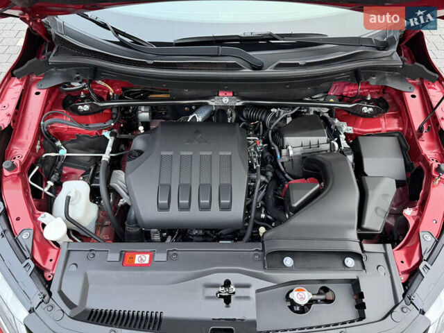 Красный Мицубиси Eclipse Cross, объемом двигателя 1.5 л и пробегом 40 тыс. км за 23900 $, фото 29 на Automoto.ua