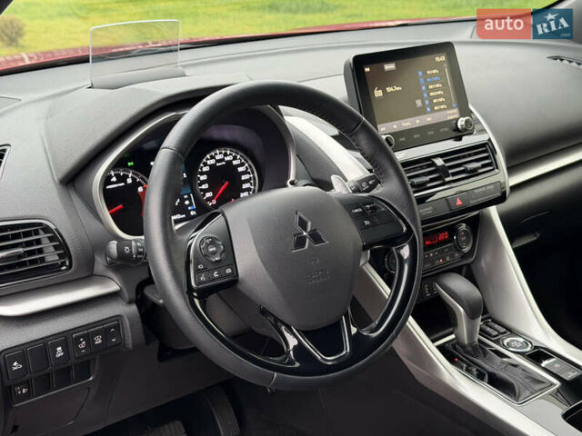 Красный Мицубиси Eclipse Cross, объемом двигателя 1.5 л и пробегом 40 тыс. км за 23900 $, фото 38 на Automoto.ua