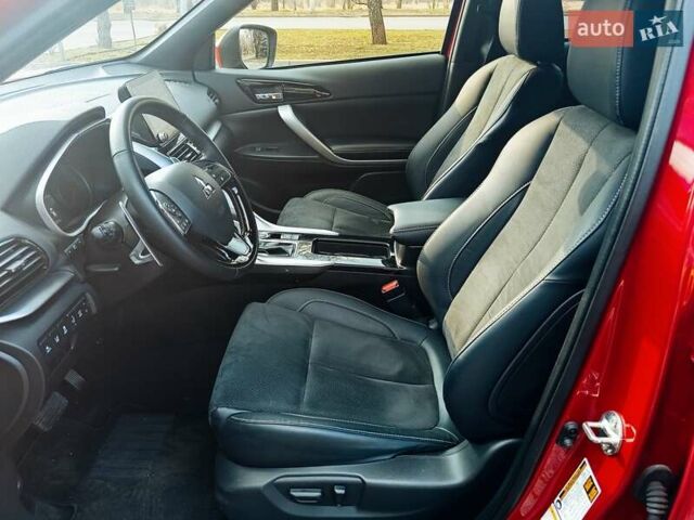 Красный Мицубиси Eclipse Cross, объемом двигателя 1.5 л и пробегом 32 тыс. км за 19950 $, фото 15 на Automoto.ua