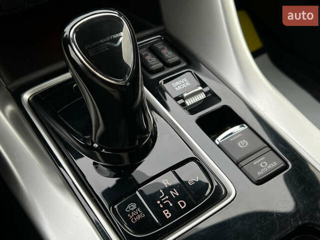 Красный Мицубиси Eclipse Cross, объемом двигателя 2.4 л и пробегом 80 тыс. км за 30999 $, фото 16 на Automoto.ua