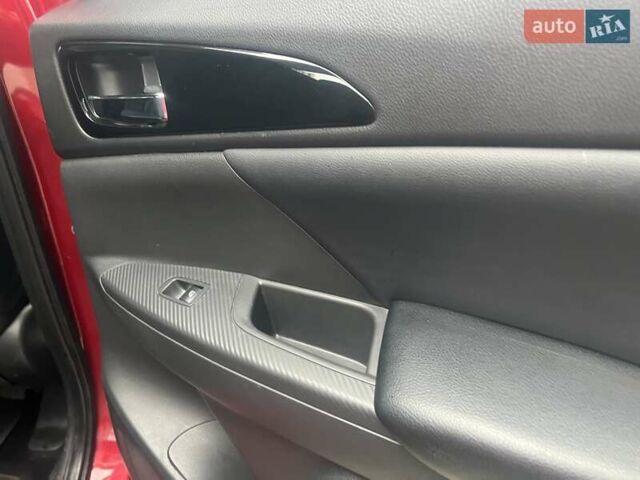 Червоний Міцубісі Eclipse Cross, об'ємом двигуна 2.36 л та пробігом 77 тис. км за 30500 $, фото 79 на Automoto.ua