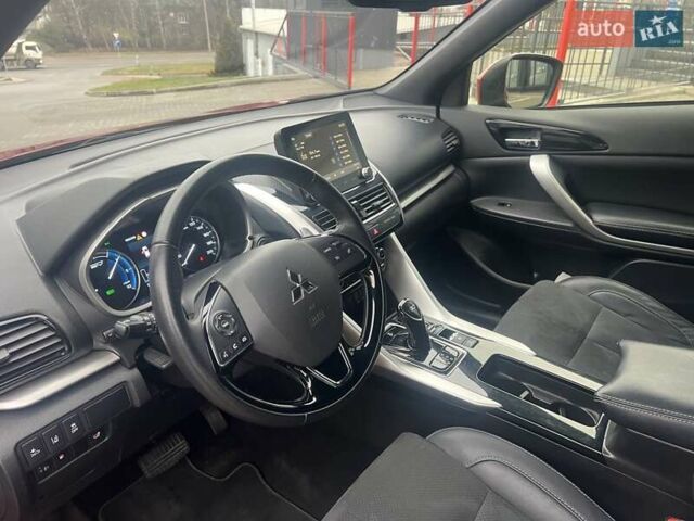 Червоний Міцубісі Eclipse Cross, об'ємом двигуна 2.36 л та пробігом 77 тис. км за 30500 $, фото 40 на Automoto.ua