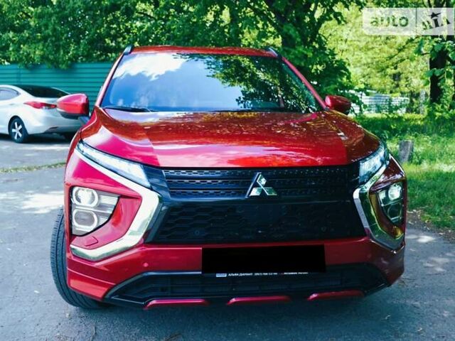 Красный Мицубиси Eclipse Cross, объемом двигателя 2 л и пробегом 51 тыс. км за 24500 $, фото 5 на Automoto.ua