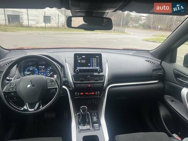 Червоний Міцубісі Eclipse Cross, об'ємом двигуна 2.36 л та пробігом 77 тис. км за 30500 $, фото 68 на Automoto.ua
