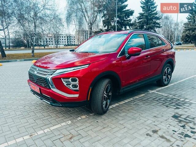 Красный Мицубиси Eclipse Cross, объемом двигателя 1.5 л и пробегом 32 тыс. км за 19950 $, фото 3 на Automoto.ua