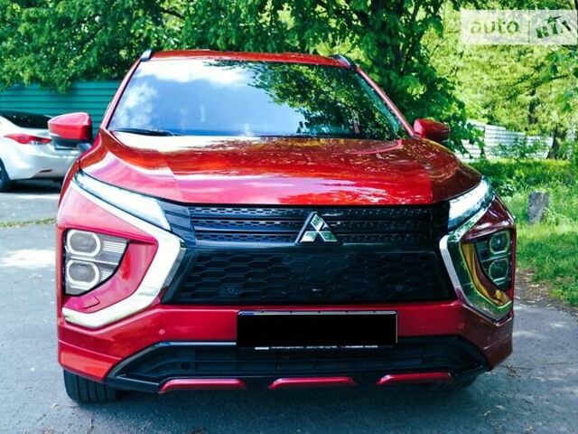 Красный Мицубиси Eclipse Cross, объемом двигателя 2 л и пробегом 51 тыс. км за 24500 $, фото 3 на Automoto.ua