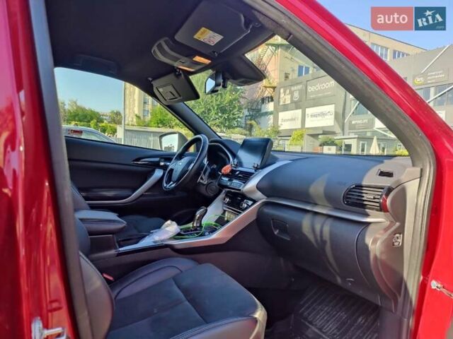 Червоний Міцубісі Eclipse Cross, об'ємом двигуна 2.4 л та пробігом 79 тис. км за 29900 $, фото 10 на Automoto.ua