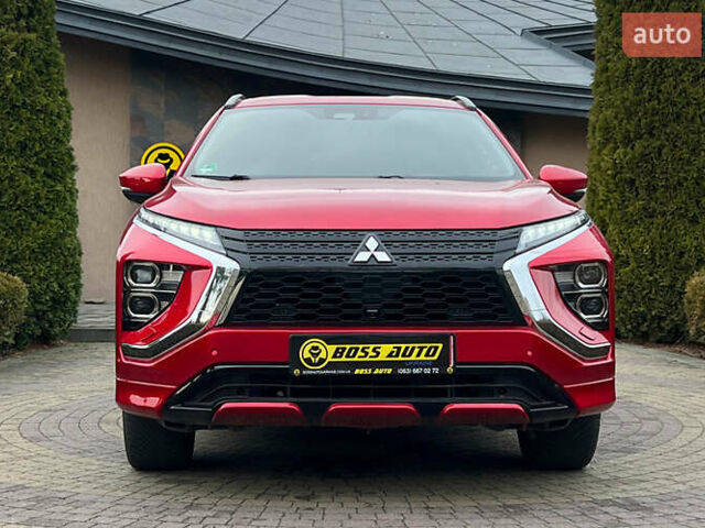 Красный Мицубиси Eclipse Cross, объемом двигателя 2.4 л и пробегом 80 тыс. км за 30999 $, фото 1 на Automoto.ua