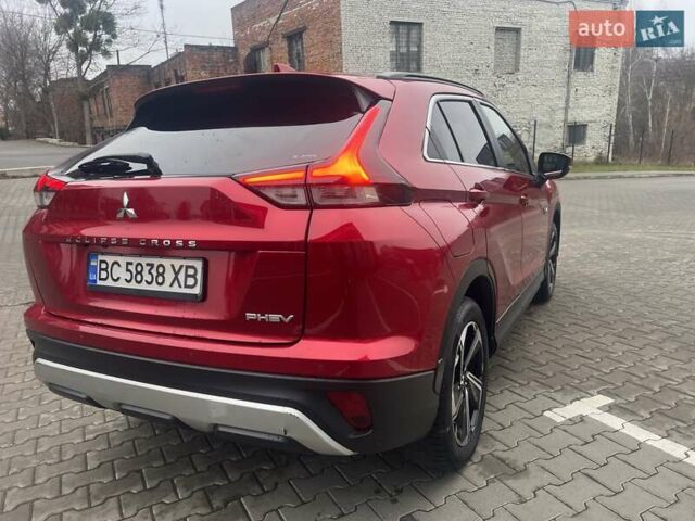 Червоний Міцубісі Eclipse Cross, об'ємом двигуна 2.36 л та пробігом 77 тис. км за 30500 $, фото 9 на Automoto.ua