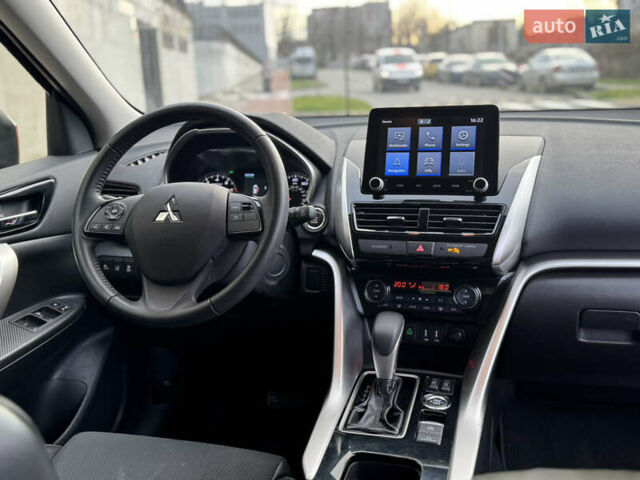 Червоний Міцубісі Eclipse Cross, об'ємом двигуна 1.5 л та пробігом 18 тис. км за 21500 $, фото 13 на Automoto.ua