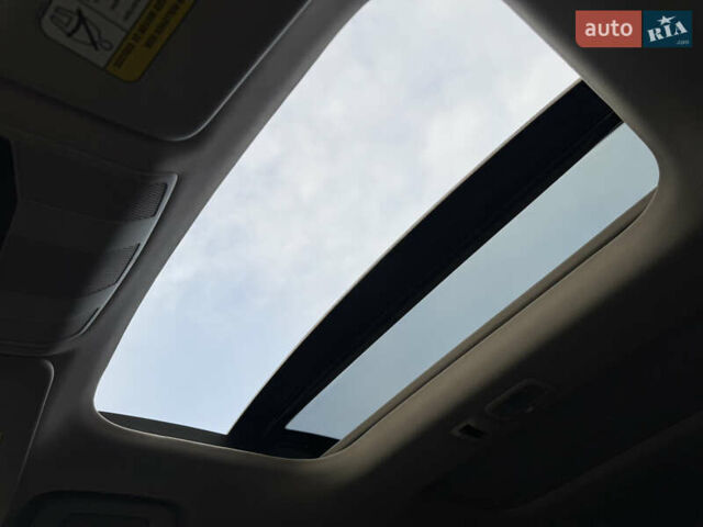 Червоний Міцубісі Eclipse Cross, об'ємом двигуна 1.5 л та пробігом 18 тис. км за 21500 $, фото 29 на Automoto.ua