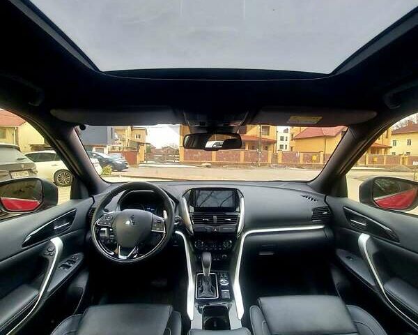 Красный Мицубиси Eclipse Cross, объемом двигателя 1.5 л и пробегом 10 тыс. км за 28500 $, фото 9 на Automoto.ua