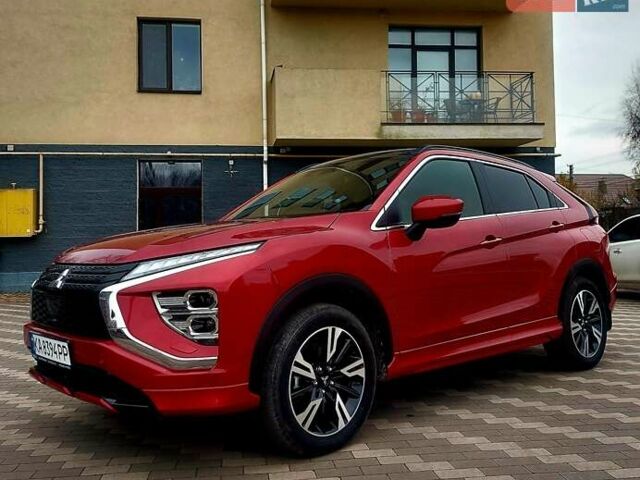 Красный Мицубиси Eclipse Cross, объемом двигателя 1.5 л и пробегом 10 тыс. км за 28500 $, фото 6 на Automoto.ua