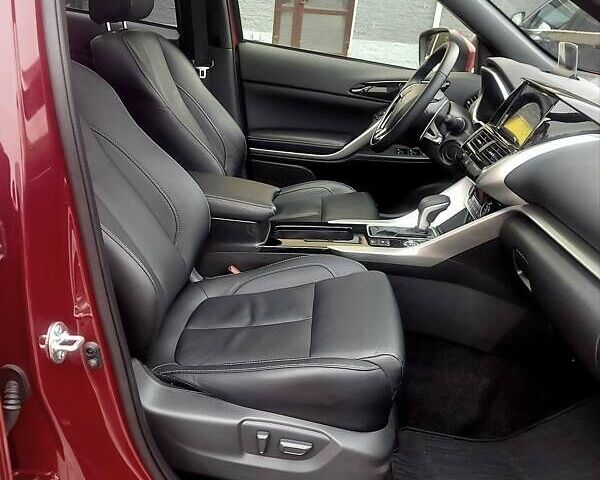 Красный Мицубиси Eclipse Cross, объемом двигателя 1.5 л и пробегом 10 тыс. км за 28500 $, фото 28 на Automoto.ua