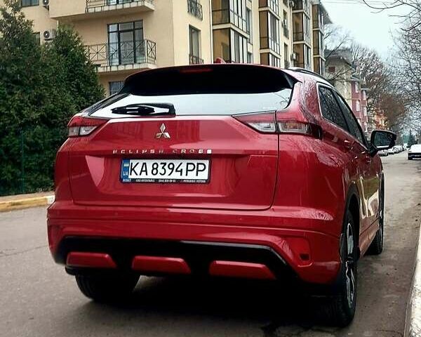 Красный Мицубиси Eclipse Cross, объемом двигателя 1.5 л и пробегом 10 тыс. км за 28500 $, фото 4 на Automoto.ua
