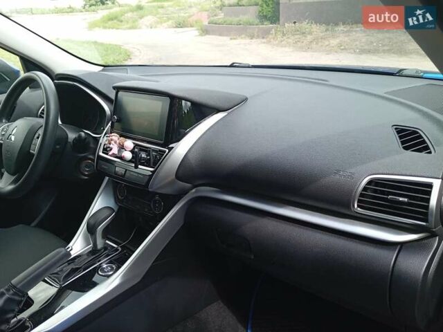 Мицубиси Eclipse Cross, объемом двигателя 1.5 л и пробегом 125 тыс. км за 16500 $, фото 8 на Automoto.ua