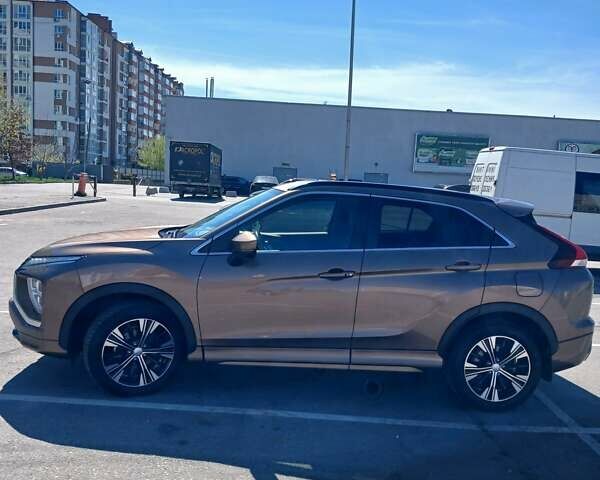 Мицубиси Eclipse Cross, объемом двигателя 2 л и пробегом 39 тыс. км за 26600 $, фото 4 на Automoto.ua