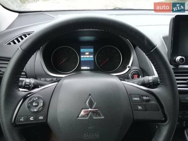 Мицубиси Eclipse Cross, объемом двигателя 1.5 л и пробегом 18 тыс. км за 18200 $, фото 3 на Automoto.ua