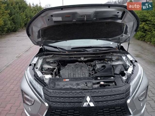 Мицубиси Eclipse Cross, объемом двигателя 1.5 л и пробегом 18 тыс. км за 18200 $, фото 5 на Automoto.ua