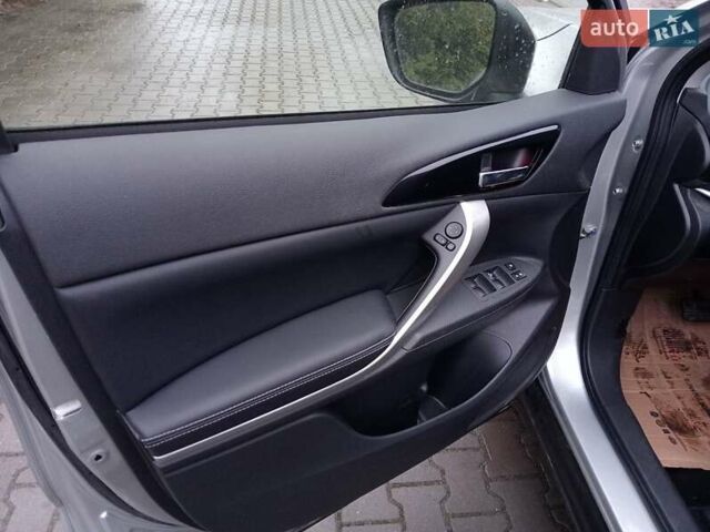 Мицубиси Eclipse Cross, объемом двигателя 1.5 л и пробегом 18 тыс. км за 18200 $, фото 24 на Automoto.ua