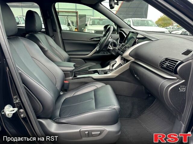 Мицубиси Eclipse Cross, объемом двигателя 1.5 л и пробегом 12 тыс. км за 27900 $, фото 11 на Automoto.ua