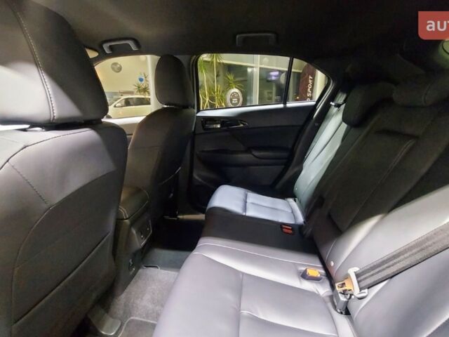 Міцубісі Eclipse Cross, об'ємом двигуна 1.5 л та пробігом 0 тис. км за 34359 $, фото 6 на Automoto.ua