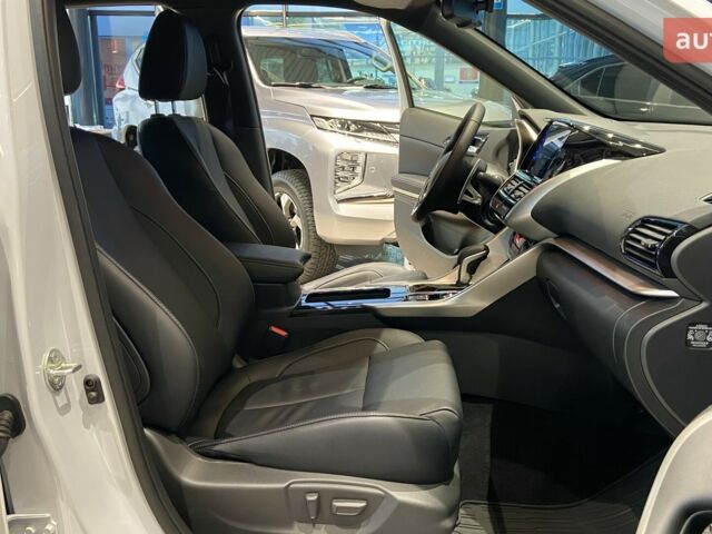 Міцубісі Eclipse Cross, об'ємом двигуна 1.5 л та пробігом 0 тис. км за 31761 $, фото 28 на Automoto.ua