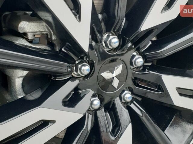 купить новое авто Мицубиси Eclipse Cross 2024 года от официального дилера Mitsubishi Motors «Соллі-Плюс» Мицубиси фото