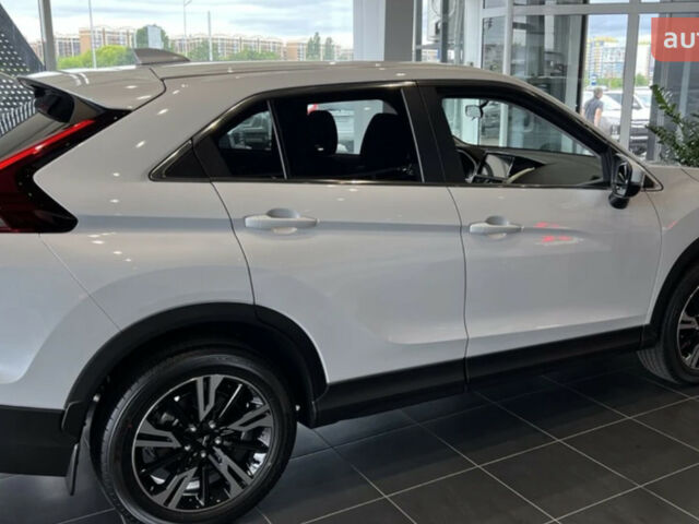 Міцубісі Eclipse Cross, об'ємом двигуна 1.5 л та пробігом 0 тис. км за 30746 $, фото 2 на Automoto.ua
