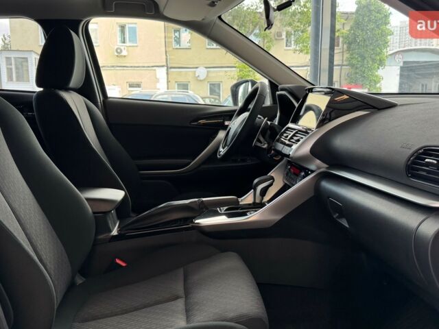 купить новое авто Мицубиси Eclipse Cross 2025 года от официального дилера Автоцентр AUTO.RIA Мицубиси фото
