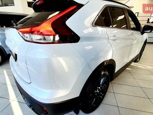 Міцубісі Eclipse Cross, об'ємом двигуна 1.5 л та пробігом 0 тис. км за 31646 $, фото 4 на Automoto.ua