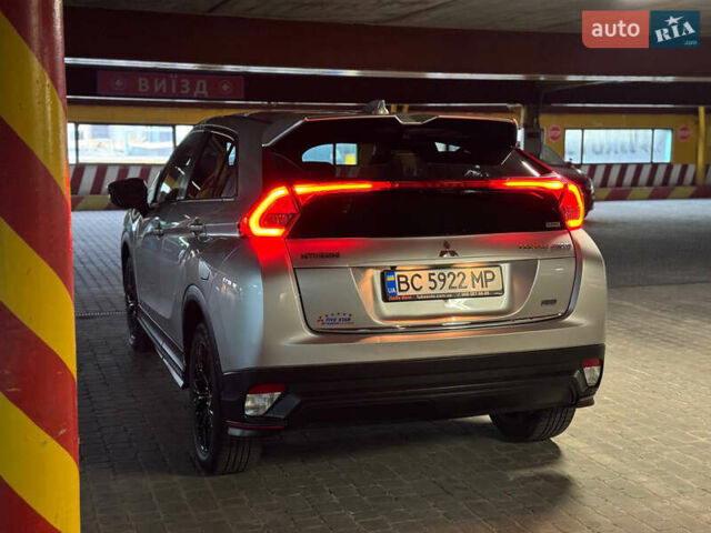 Сірий Міцубісі Eclipse Cross, об'ємом двигуна 1.5 л та пробігом 55 тис. км за 17800 $, фото 40 на Automoto.ua