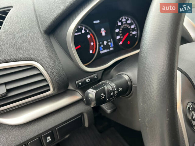 Сірий Міцубісі Eclipse Cross, об'ємом двигуна 1.5 л та пробігом 55 тис. км за 17800 $, фото 17 на Automoto.ua