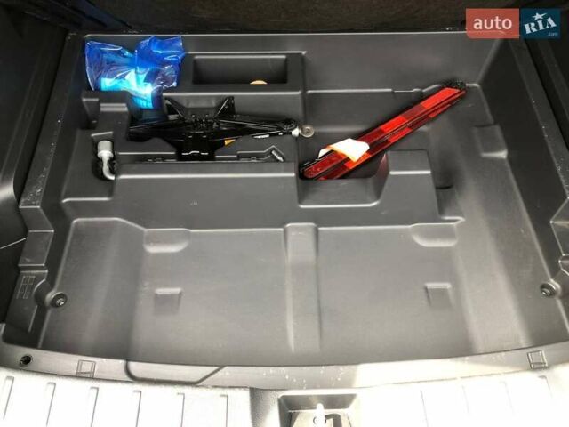 Сірий Міцубісі Eclipse Cross, об'ємом двигуна 1.5 л та пробігом 53 тис. км за 16000 $, фото 10 на Automoto.ua