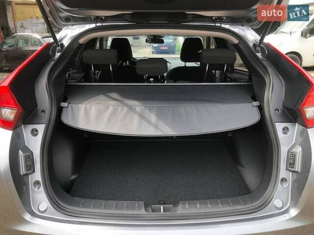Сірий Міцубісі Eclipse Cross, об'ємом двигуна 1.5 л та пробігом 53 тис. км за 16000 $, фото 9 на Automoto.ua