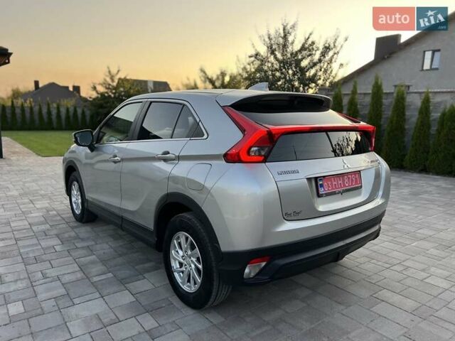 Сірий Міцубісі Eclipse Cross, об'ємом двигуна 1.5 л та пробігом 129 тис. км за 14900 $, фото 36 на Automoto.ua