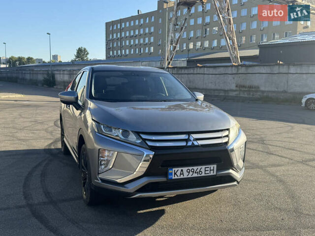 Сірий Міцубісі Eclipse Cross, об'ємом двигуна 1.5 л та пробігом 74 тис. км за 18200 $, фото 3 на Automoto.ua