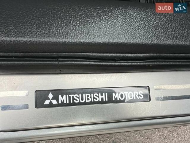 Сірий Міцубісі Eclipse Cross, об'ємом двигуна 1.5 л та пробігом 129 тис. км за 14900 $, фото 9 на Automoto.ua