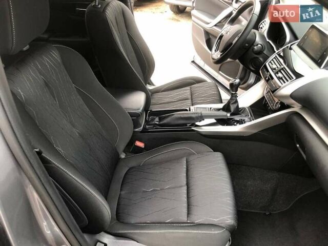 Серый Мицубиси Eclipse Cross, объемом двигателя 1.5 л и пробегом 53 тыс. км за 16900 $, фото 32 на Automoto.ua