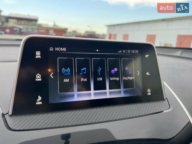 Сірий Міцубісі Eclipse Cross, об'ємом двигуна 1.5 л та пробігом 55 тис. км за 17800 $, фото 23 на Automoto.ua