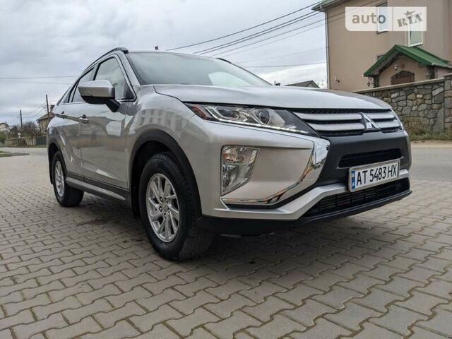 Серый Мицубиси Eclipse Cross, объемом двигателя 1.5 л и пробегом 54 тыс. км за 16950 $, фото 4 на Automoto.ua