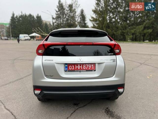 Сірий Міцубісі Eclipse Cross, об'ємом двигуна 1.5 л та пробігом 129 тис. км за 14900 $, фото 3 на Automoto.ua