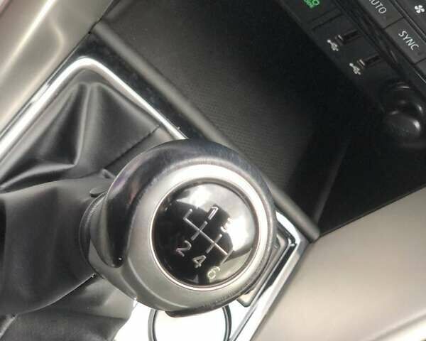 Сірий Міцубісі Eclipse Cross, об'ємом двигуна 1.5 л та пробігом 53 тис. км за 16000 $, фото 21 на Automoto.ua