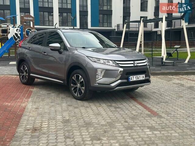 Сірий Міцубісі Eclipse Cross, об'ємом двигуна 1.5 л та пробігом 100 тис. км за 15700 $, фото 12 на Automoto.ua