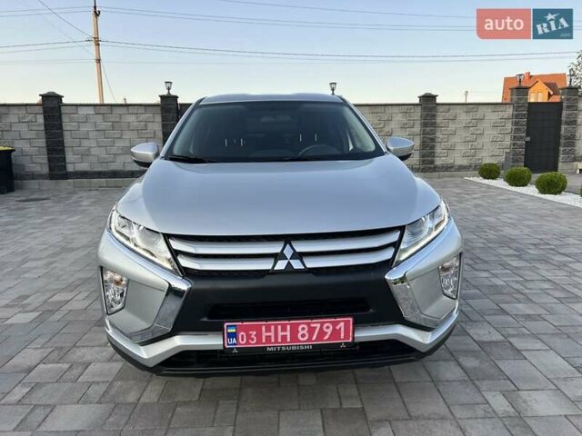 Сірий Міцубісі Eclipse Cross, об'ємом двигуна 1.5 л та пробігом 129 тис. км за 14900 $, фото 1 на Automoto.ua