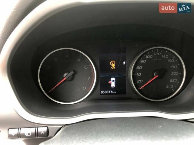 Сірий Міцубісі Eclipse Cross, об'ємом двигуна 1.5 л та пробігом 53 тис. км за 16000 $, фото 26 на Automoto.ua