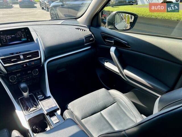 Серый Мицубиси Eclipse Cross, объемом двигателя 1.5 л и пробегом 104 тыс. км за 18900 $, фото 63 на Automoto.ua