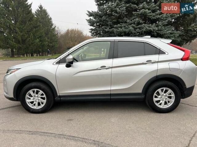 Сірий Міцубісі Eclipse Cross, об'ємом двигуна 1.5 л та пробігом 129 тис. км за 14900 $, фото 37 на Automoto.ua