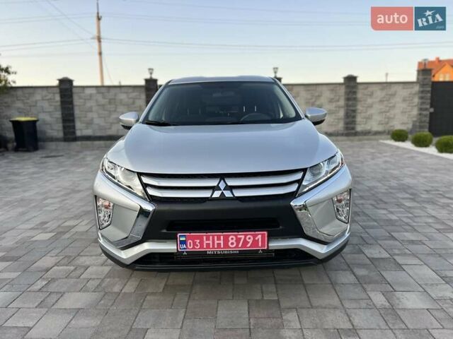 Сірий Міцубісі Eclipse Cross, об'ємом двигуна 1.5 л та пробігом 129 тис. км за 14900 $, фото 31 на Automoto.ua